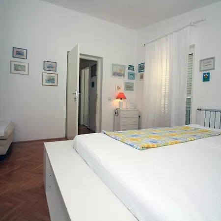 Apartman 2 Bedroom With Pool In