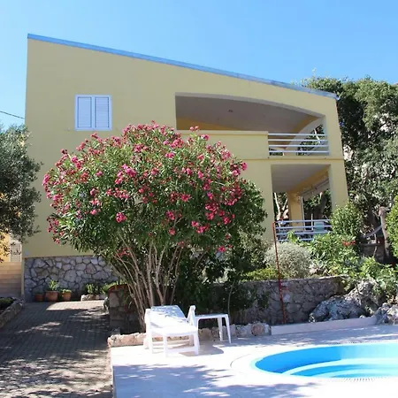 Apartman 2 Bedroom With Pool In